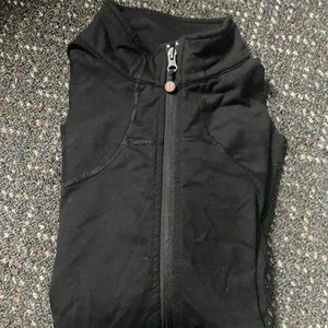 LuLuLemon define jacket, zip up ladies athletic sweater, size medium, black